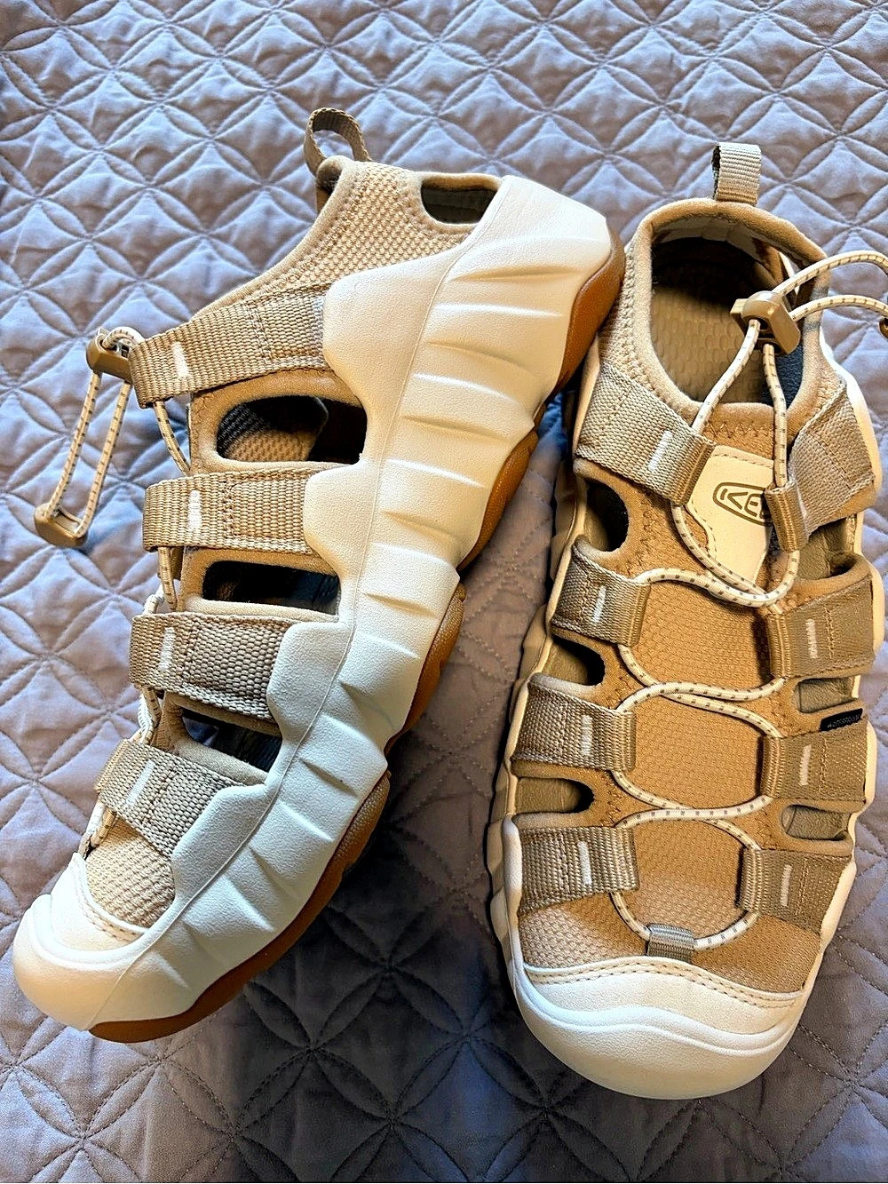 KEEN Newport H2 Water Sandals Beige & White US 9.5